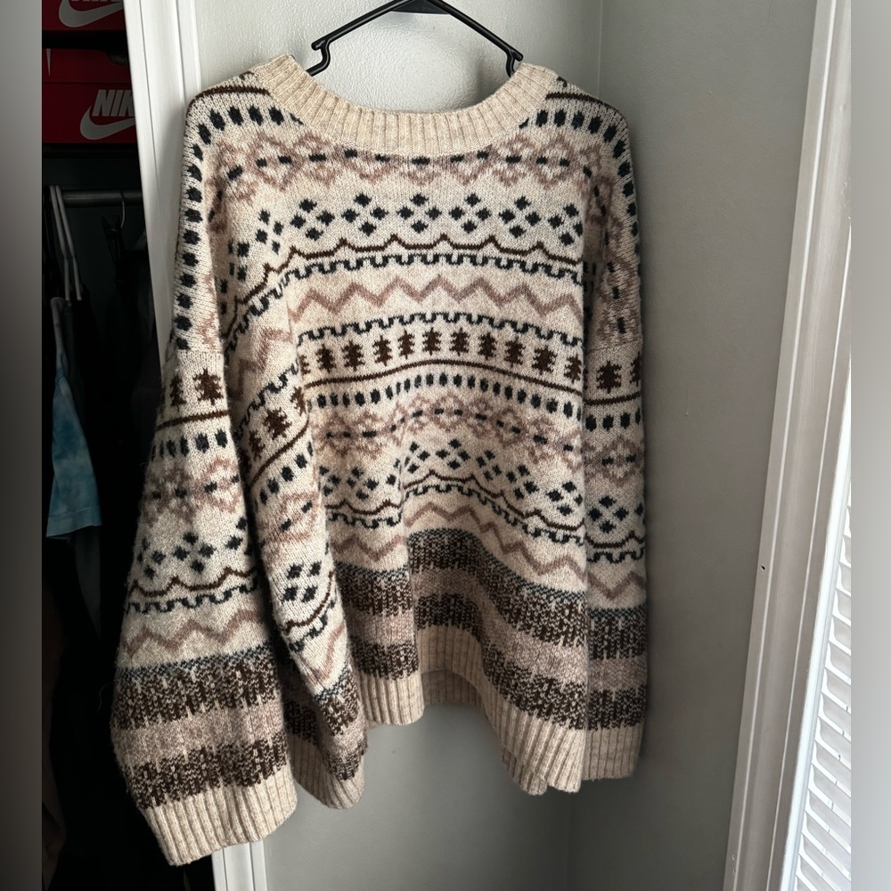 Sold Out - Grey Bandit sweater